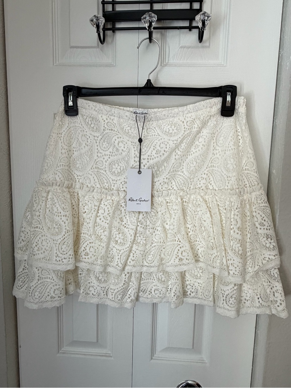 Robert Graham Cream Eyelet Paisley Tiered Mini Skirt